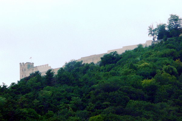 Замок на горе у г. Шумена
