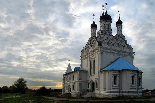 церковь Благовещения Пресвятой Богородицы в г. Мытищи