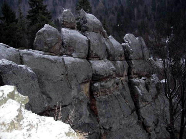 Морфологія скельної стіни Велике Крило як дидактичний об’єкт для ілюстрації процесу руйнування скель